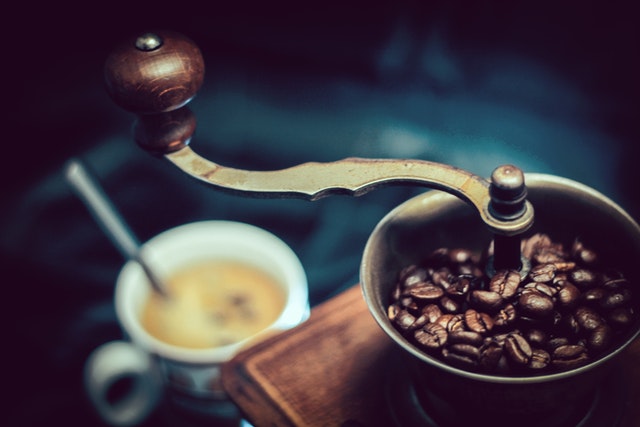 alat penghalus biji kopi